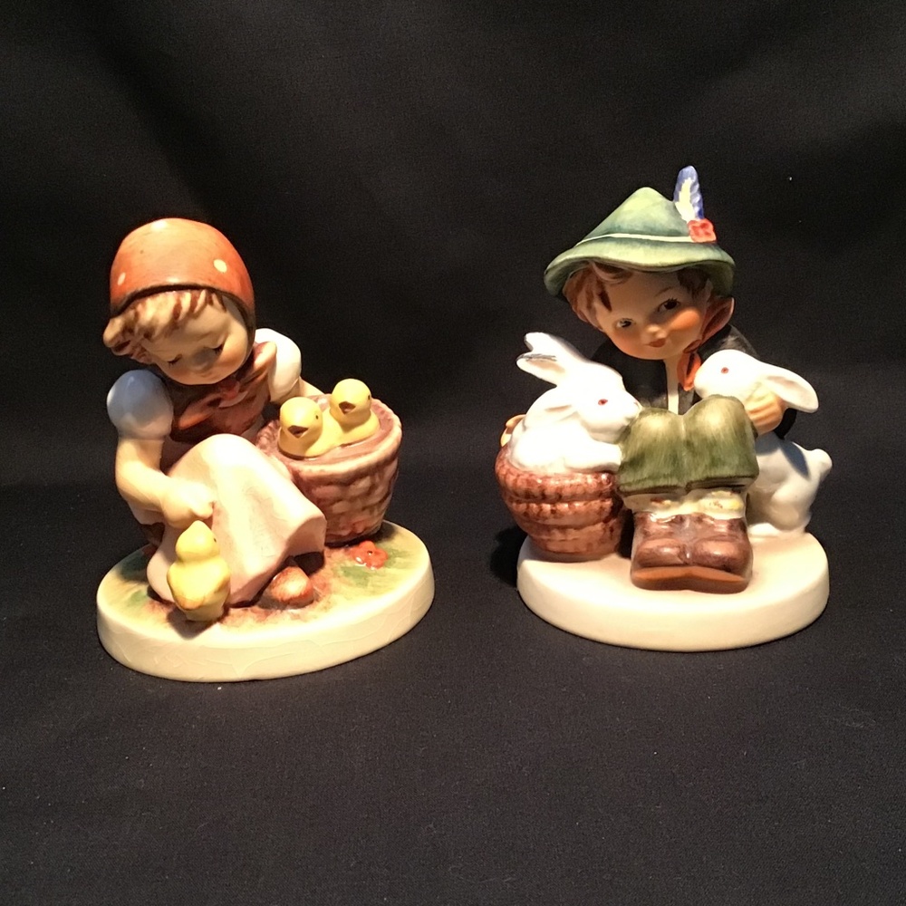 Vintage Goebel Hummel Figurines  “PLAYMATES & CHICK GIRL ‘